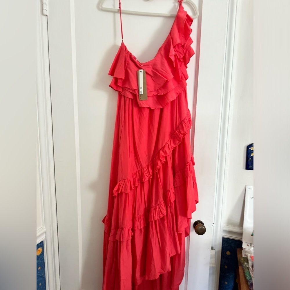 158. Fabulous Hi-low Dress By DO+BE M - Picture 2 of 6